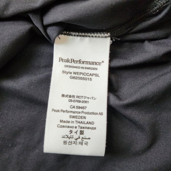 Peak Performance Epic Tee Shirt Black Back Seam Detail Lightweight - Picture 9 of 12